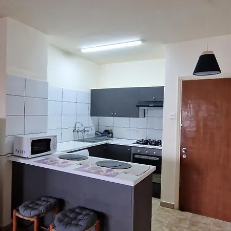 Apartment Serenity By The Sea Larnaca