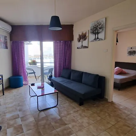 Serenity By The Sea * Lárnaka