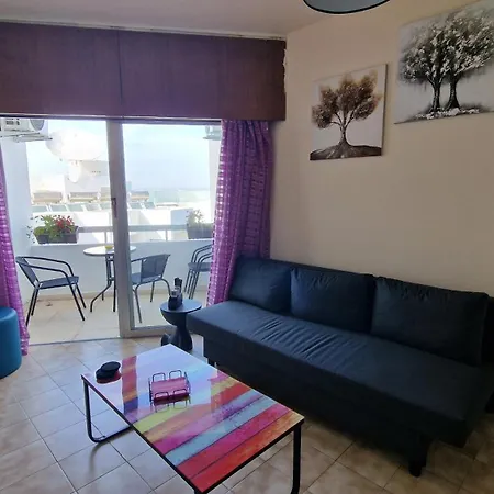 Apartment Serenity By The Sea