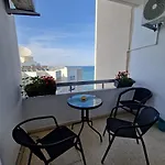 Serenity By The Sea شقة *