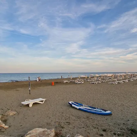 Serenity By The Sea * لارنكا
